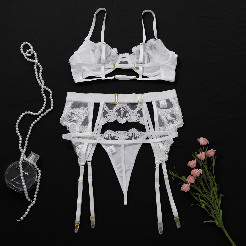 Beautiful Embroidered Lace Slim Fit Lingerie Set - Stargate Lingerie